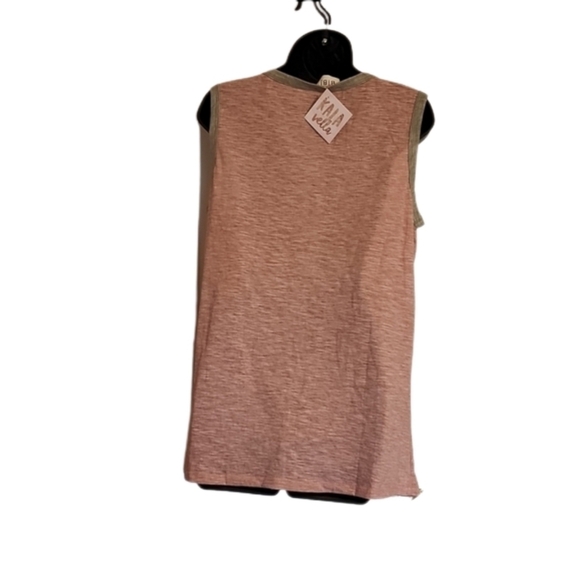 NWT Graphic tank - Picture 2 of 2